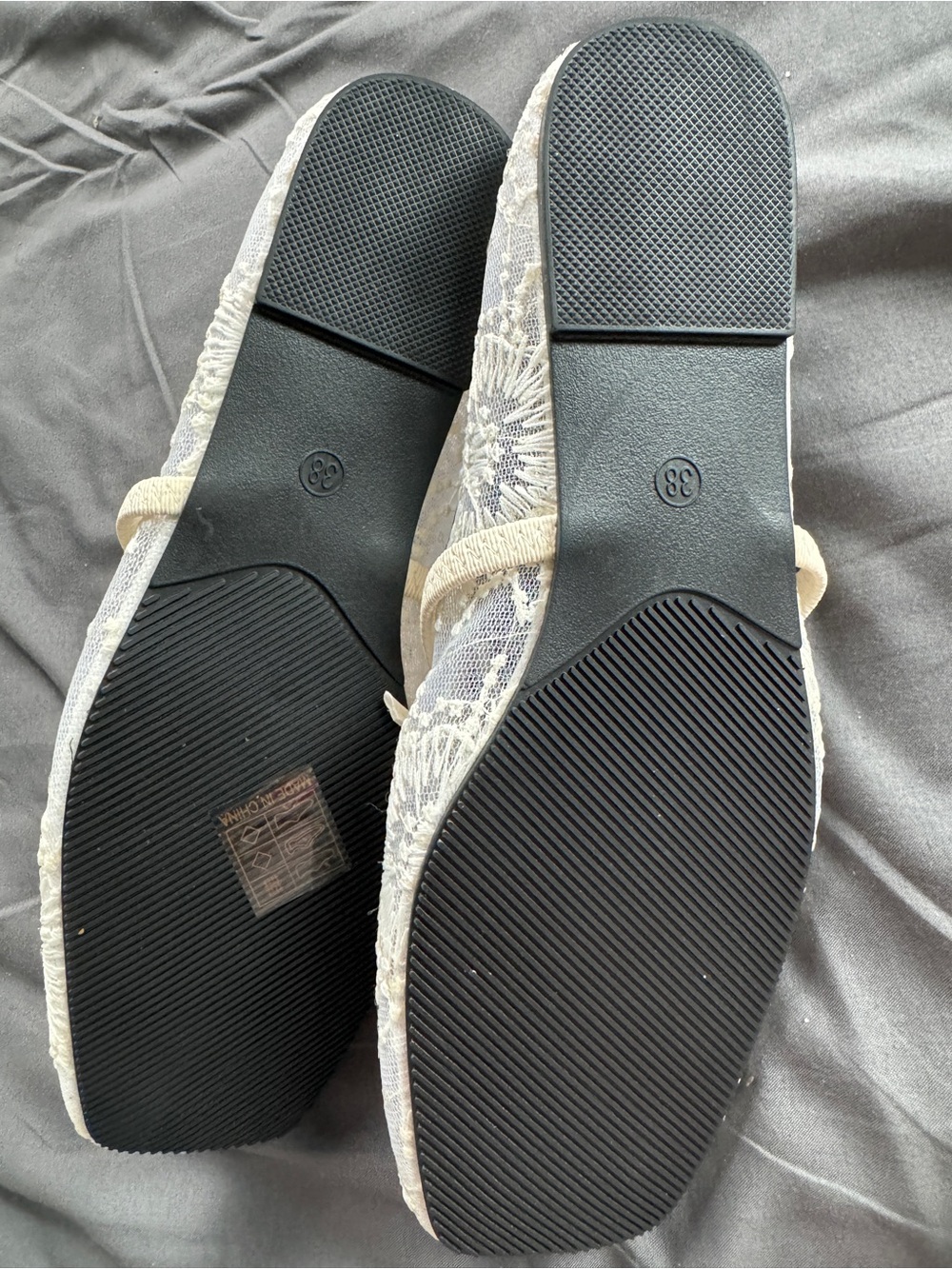 Lace Ballet Flats with Bow - Cream - Picture 6 of 6